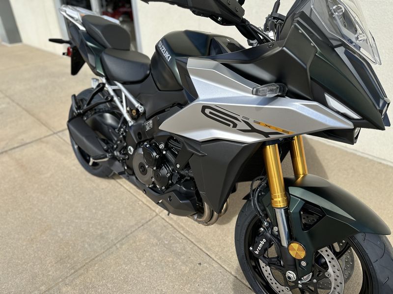 2024 Suzuki GSXS 1000GXImage 7