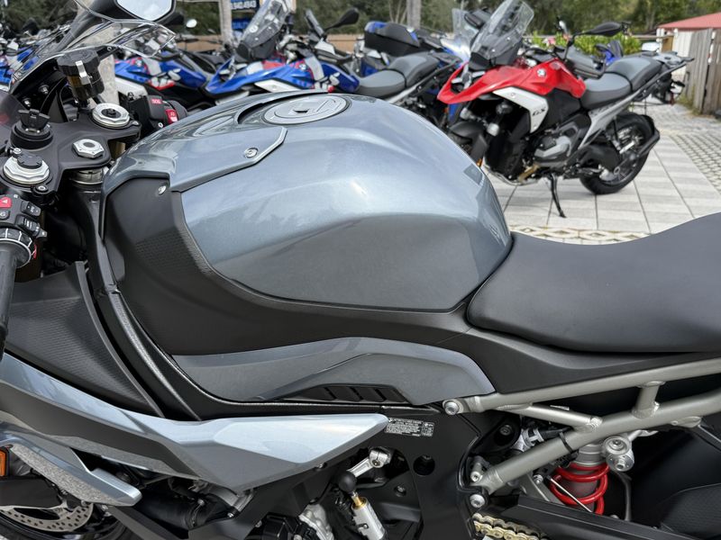 2026 BMW S 1000 RR