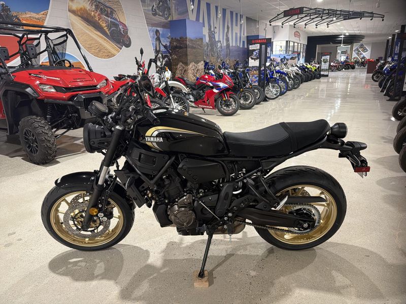New 2026 Yamaha XSR700 Image 14