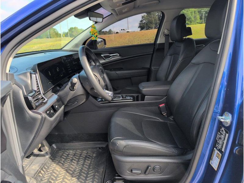Used 2023 Kia Sportage EXImage 10