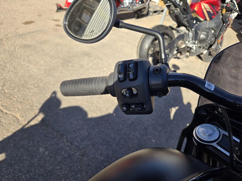 USED 2023 INDIAN MOTORCYCLE SPORT CHIEF 49ST BASE Image 15