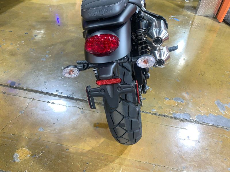 2025 Triumph SCRAMBLER 900 Image 15