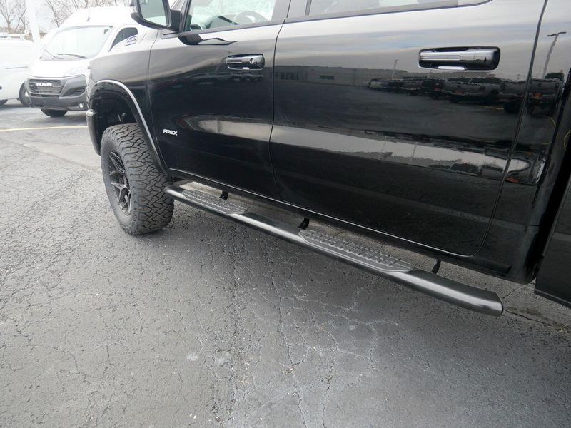 2025 RAM 1500 Big Horn Crew Cab 4x4 5