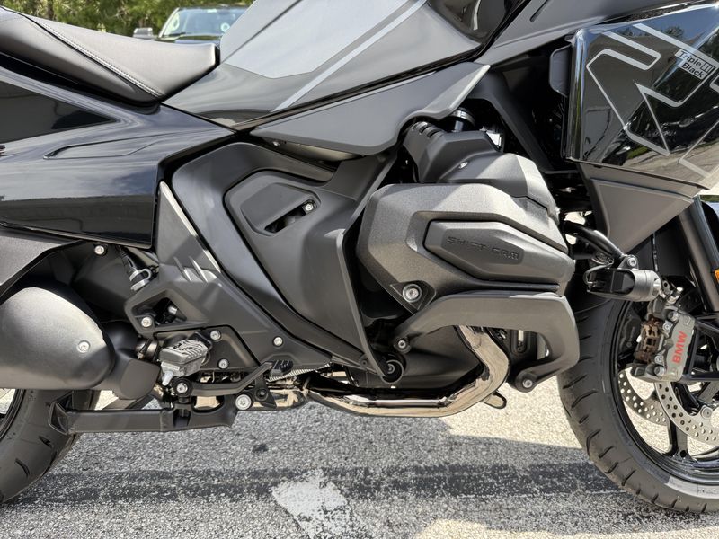 New 2026 BMW R 1300 RT 