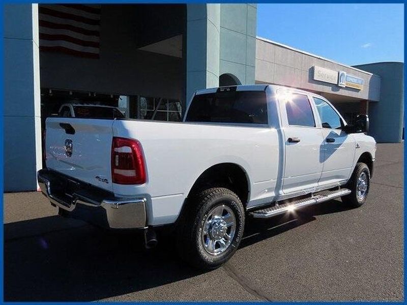 2024 RAM 2500 TradesmanImage 6