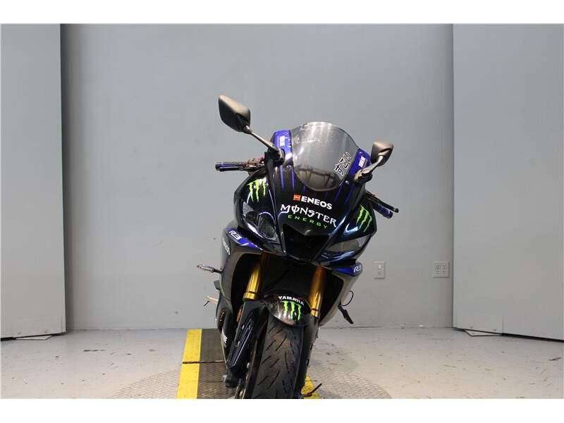 Used 2021 Yamaha YZFR3 Image 4