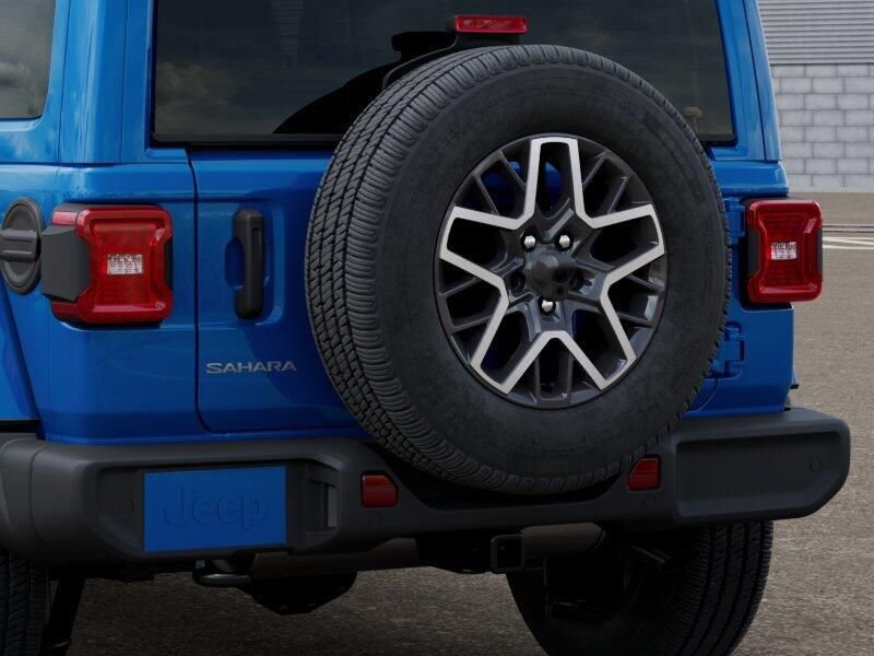 New 2026 Jeep Wrangler 4-door SaharaImage 13