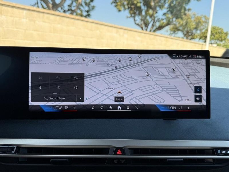 Used 2025 BMW iX xDrive50Image 27