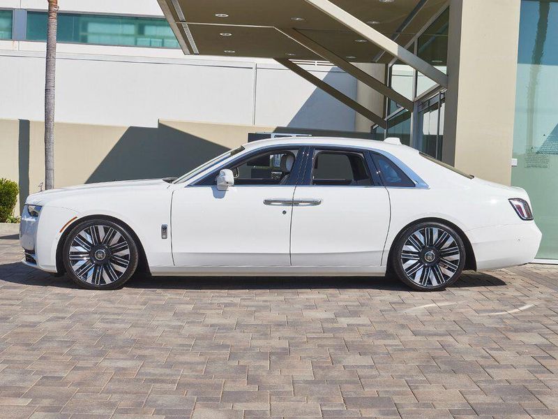 New 2026 Rolls-Royce Ghost Image 3
