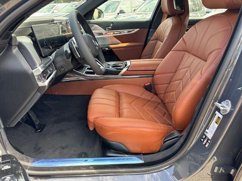 New 2026 BMW 7 Series 760i xDriveImage 17