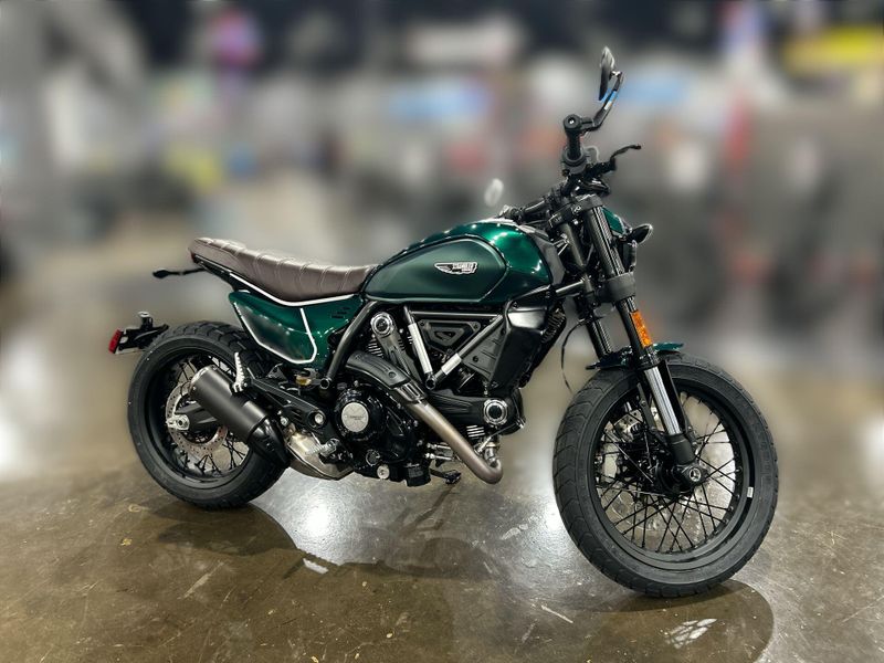 New 2027 Ducati SCRAMBLER 800 NIGHTSHIFT Image 12