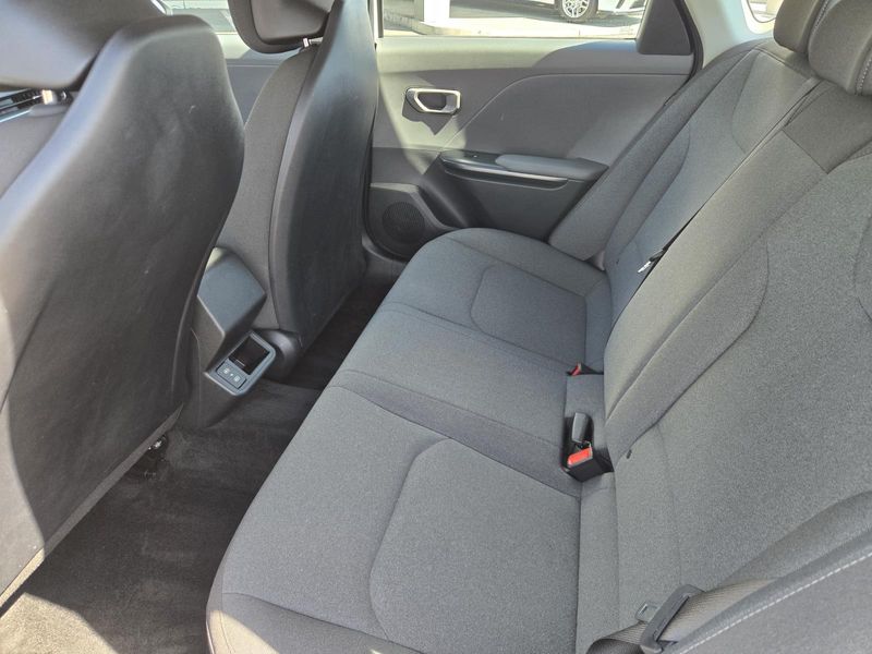 Used 2025 Kia K4 LXS FWD