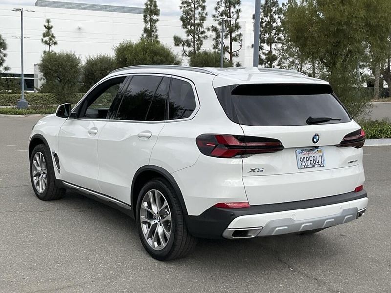 2024 BMW X5 sDrive40iImage 7