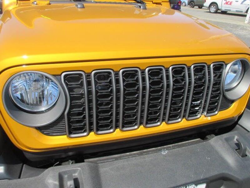 New 2026 Jeep Wrangler 4-door SportImage 4
