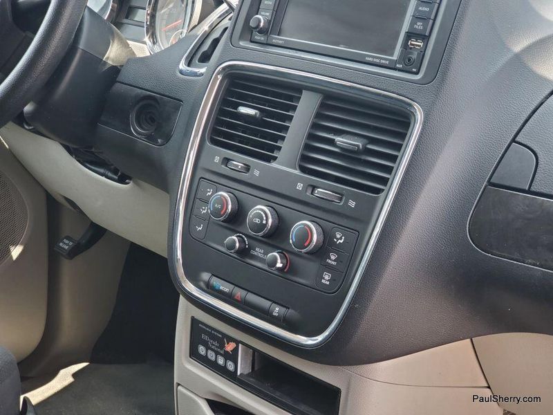 2019 Dodge Grand Caravan SEImage 23