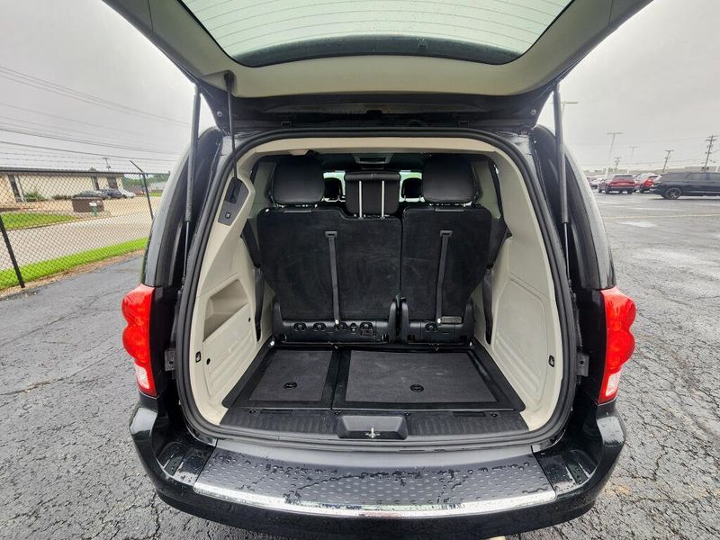 Used 2019 Dodge Grand Caravan SXT