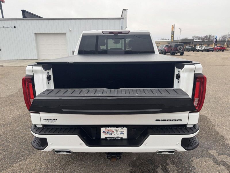 2023 GMC Sierra 1500 DenaliImage 5