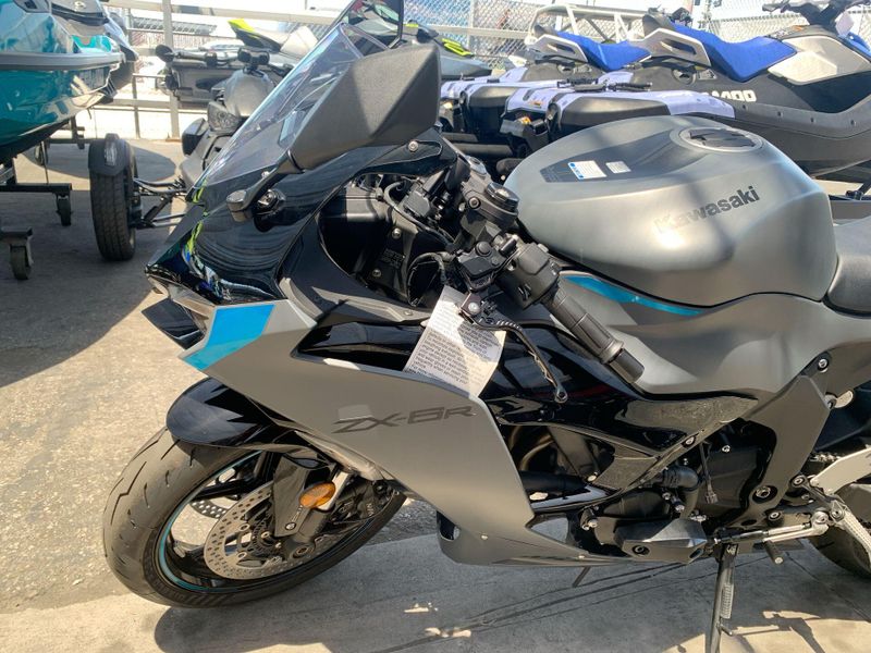 2025 Kawasaki NINJA ZX-6R ABS Image 20
