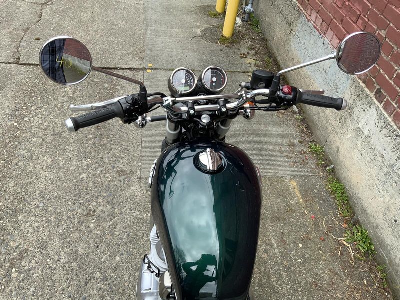 New 2024 Royal Enfield INT 650 