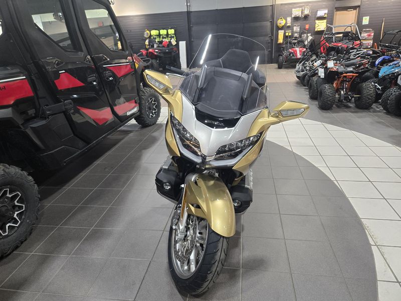 NEW 2025 HONDA GOLD WING TOUR DCT 50TH ANNIVERSARY Image 8