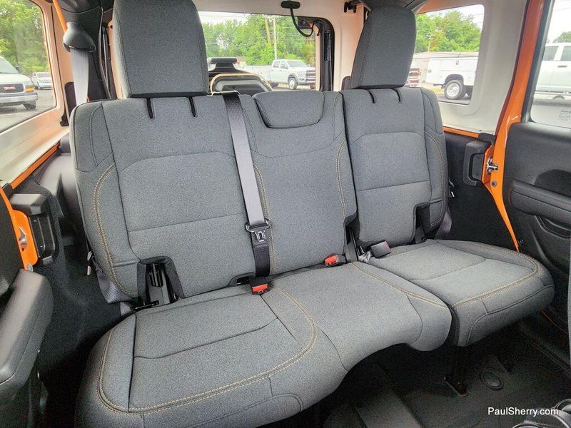 New 2025 Jeep Wrangler 4-door WillysImage 44