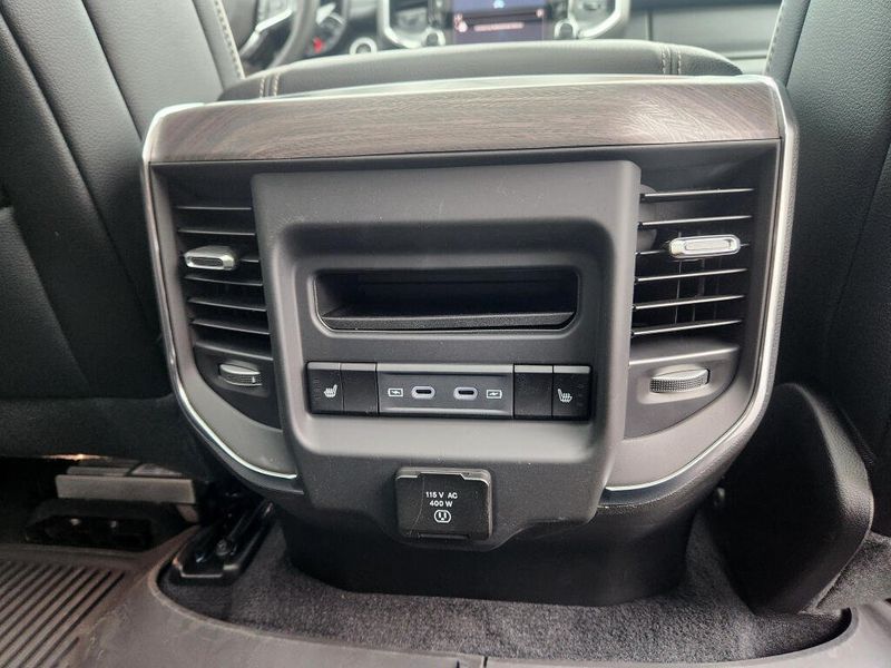 New 2026 RAM 1500 Laramie Crew Cab 4x4 5'7' Box