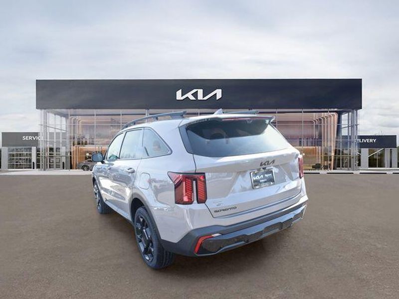 New 2026 Kia Sorento X-Line SX PrestigeImage 6