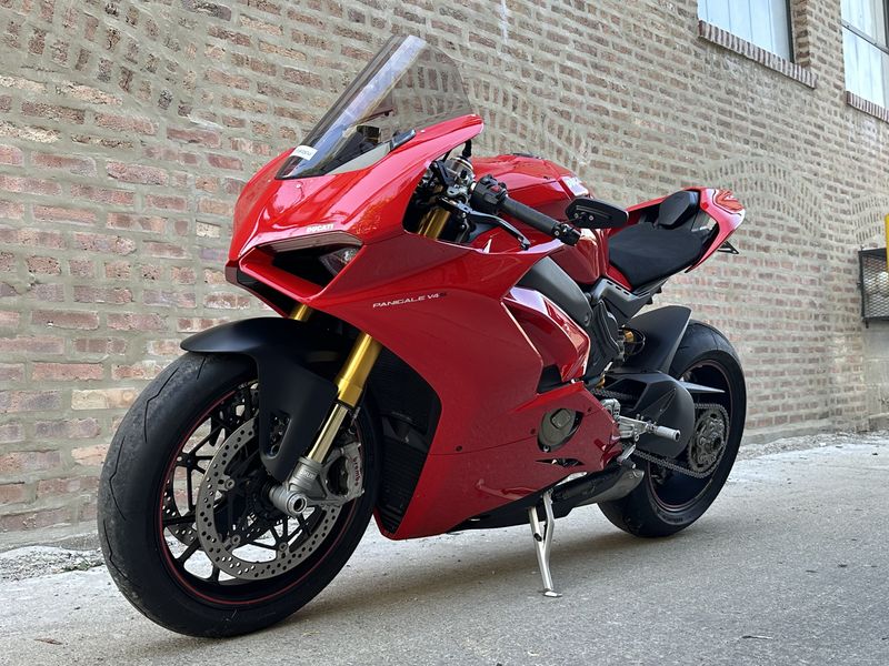 2018 Ducati Panigale V4 S  Image 4