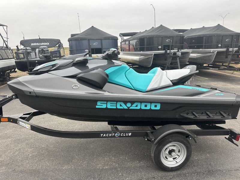 2025 SEADOO GTR 230 WITH SOUND SYSTEM ECLIPSE BLACK AND REEF BLUE Image 5