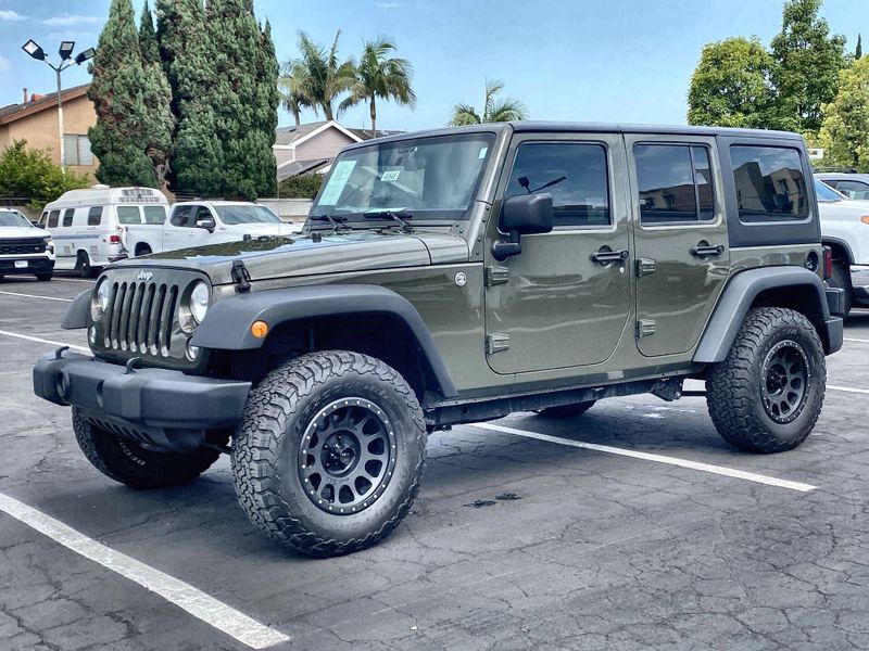 Used 2015 Jeep Wrangler Unlimited SportImage 2