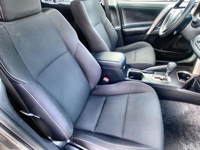 Used 2018 Toyota RAV4 XLEImage 26