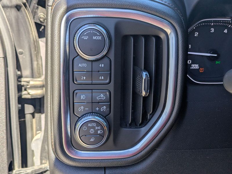 2023 Gmc Sierra HD AT4 photo 18
