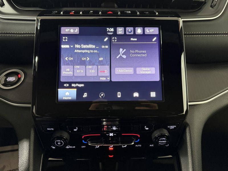 New 2025 Jeep Grand Cherokee L Altitude 4x4Image 28