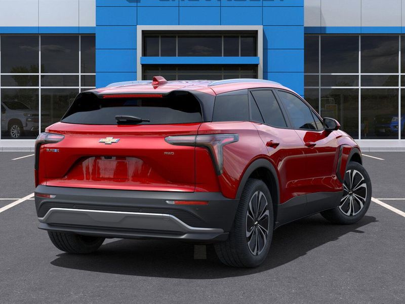 New 2025 Chevrolet Blazer EV AWD LTImage 4