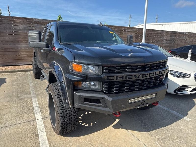 2019 Chevrolet Silverado 1500 Custom Trail BossImage 3