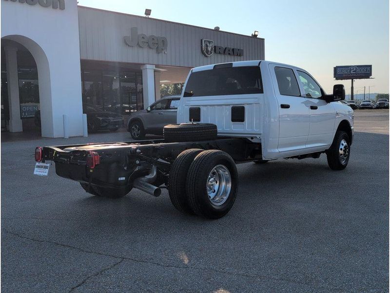 New 2026 RAM 3500 Tradesman Crew Cab Chassis 4x2 60