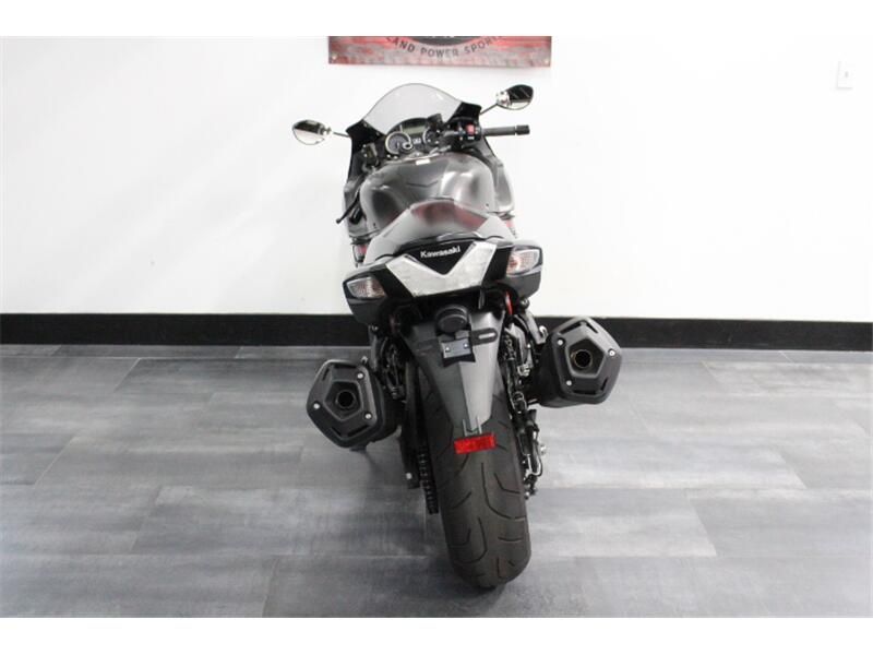 Used 2023 Kawasaki ZX14R-ABS Image 4