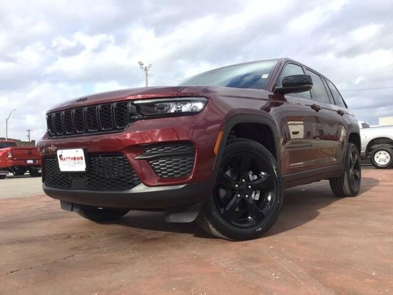 2025 Jeep Grand Cherokee Altitude X 4x4Image 21