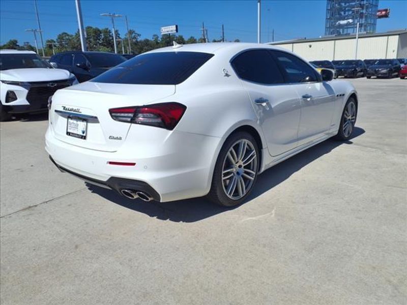 2021 Maserati Ghibli S GranSportImage 11