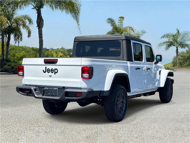 New 2026 Jeep Gladiator Sport S 4x4