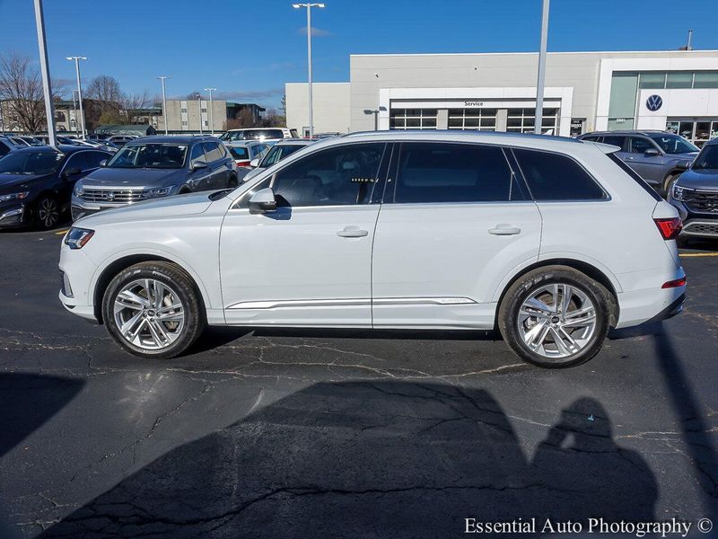 2023 Audi Q7 Premium 55 photo 3