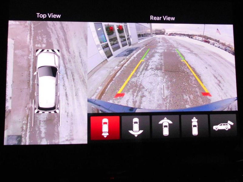 2025 Jeep Grand Cherokee Image 9