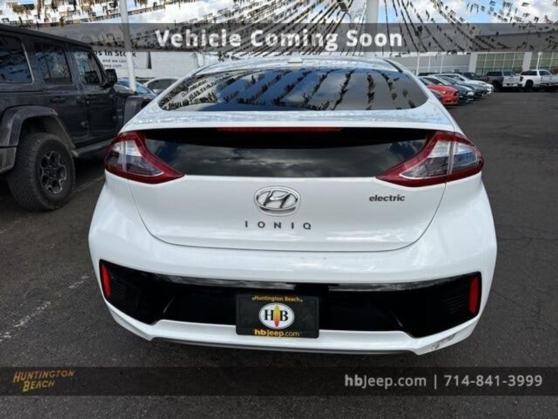 2017 Hyundai IONIQ Electric BaseImage 6