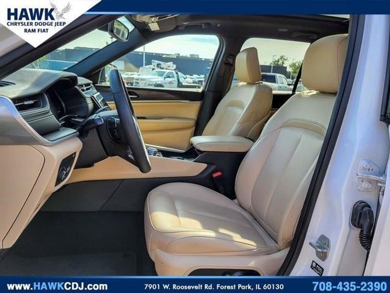 2024 Jeep Grand Cherokee Limited 4xe photo 4