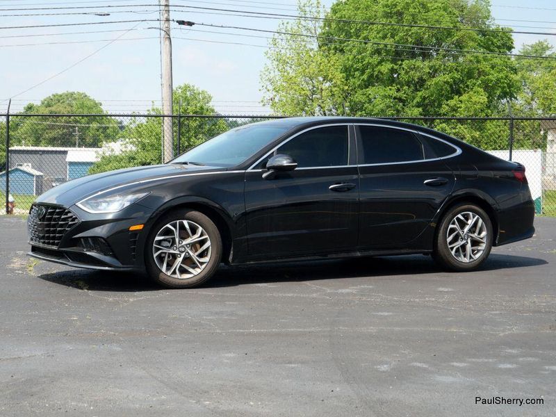 2022 Hyundai Sonata SELImage 6