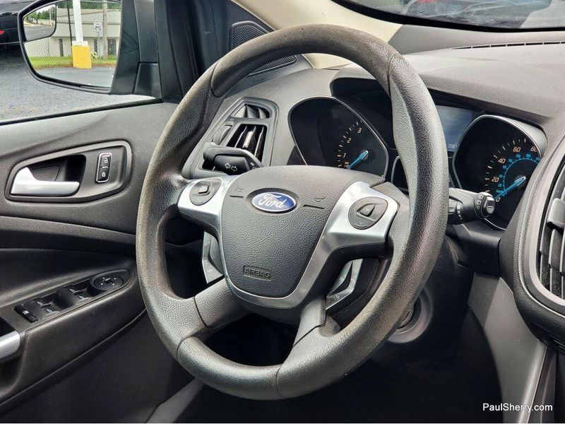 2013 Ford Escape SEImage 15