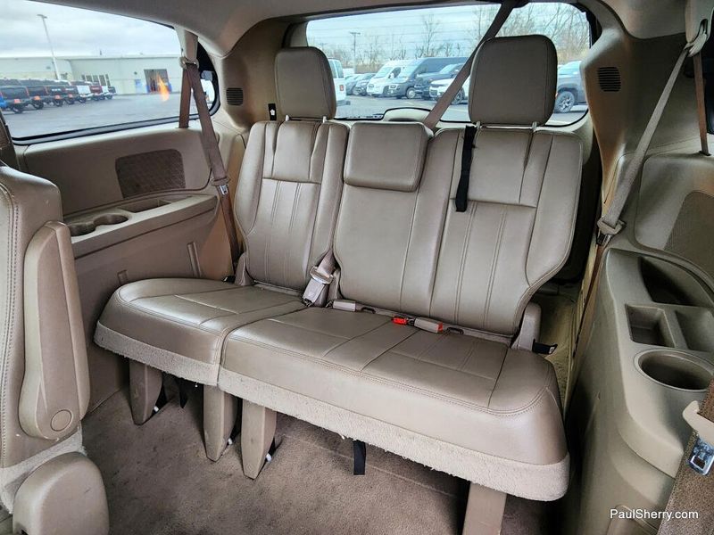 Used 2014 Chrysler Town & Country Touring