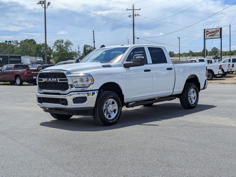 2024 RAM 2500 Tradesman Crew Cab 4x4 6