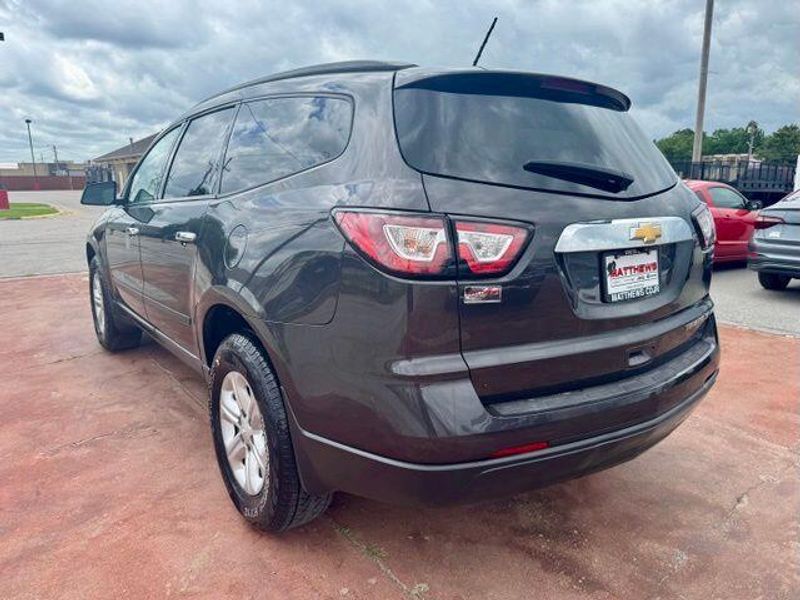Used 2015 Chevrolet Traverse LSImage 7