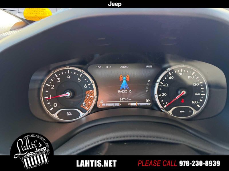 2022 Jeep Renegade Latitude photo 12